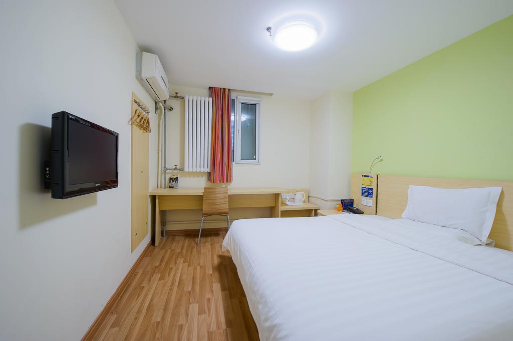 7Days Inn Guangzhou Tianhe Tianpingjia Subway Station Room photo